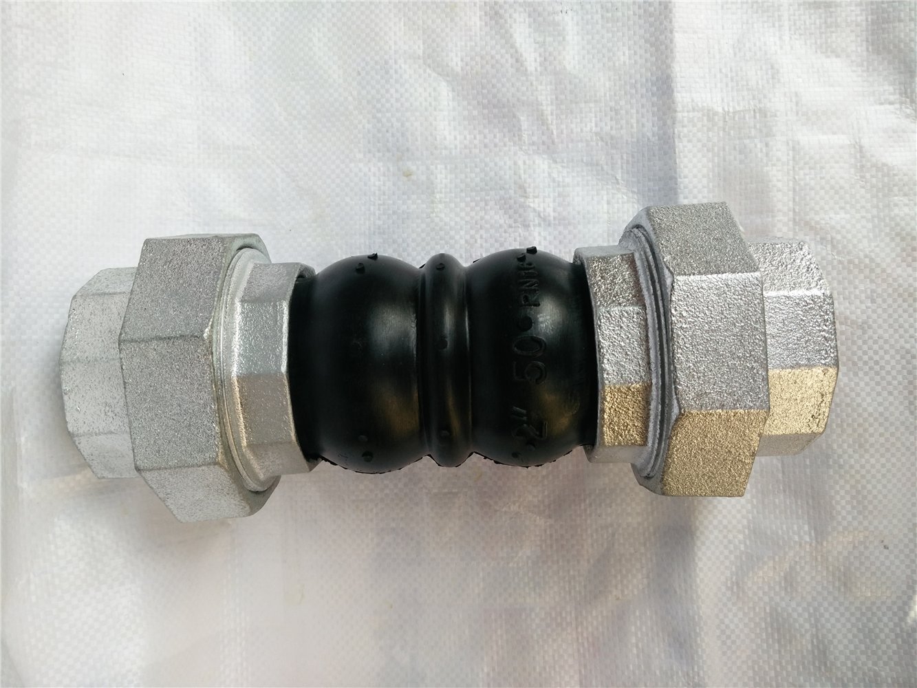 JGD-B型丝扣连接橡胶接头